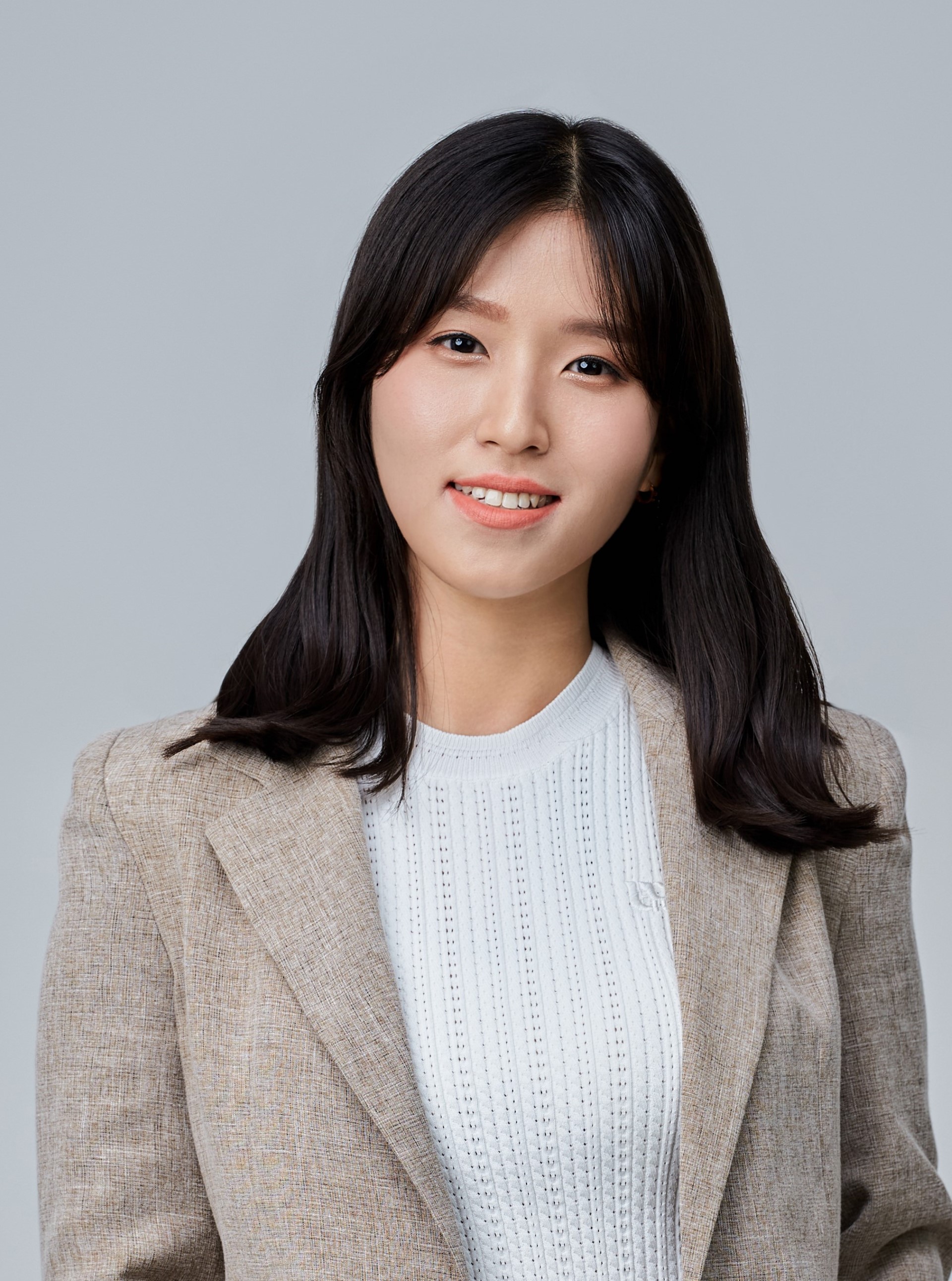 Sangmi Lee Headshot